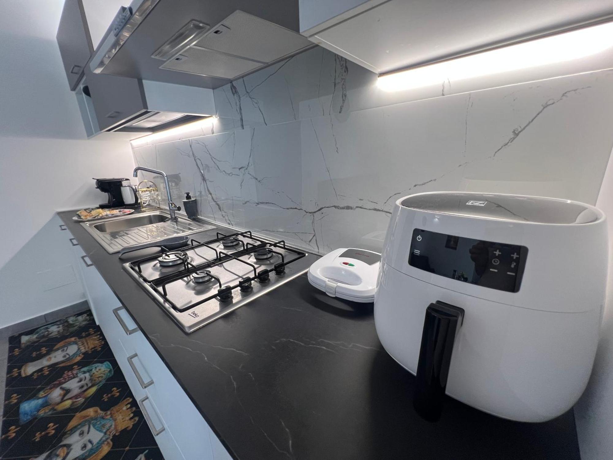 Leoscar Apartment In Catania Center Self Check-In 외부 사진